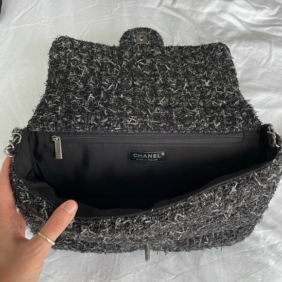 **CHANEL** Tweed Flap Bag Metallic and Sequin with Dust Bag - Picture 9 of 16
